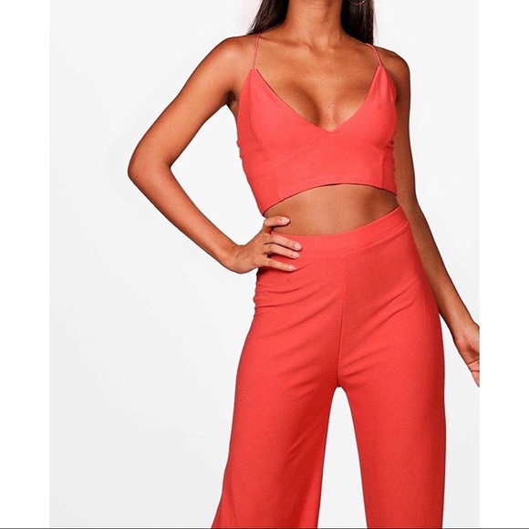 BOOHOO | matching red outfit - Picture 1 of 10